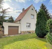 Charmantes Einfamilienhaus mit sechs Zimmern, Dielenboden & Gartenidylle - Neuenhagen bei Berlin