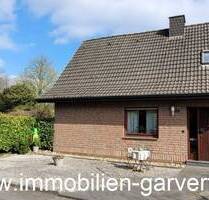 Mit Charme! Zweifamilienhaus mit Garten, Balkon, Garage, Carport. Ruhig und zentrumsnah in Vreden