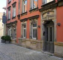 hochwertig sanierte Dachgeschosswohnung mit großer Einbauküche - Bayreuth City