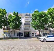Frisch gestrichen, Balkon, Aufzug & Tiefgaragen-Stellplatz - Magdeburg St. Pauli / Alexander-Puschkin-Straße