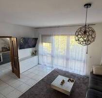 Schöne DG WOHNUNG - 895,00 EUR Kaltmiete, ca.  65,00 m² Wohnfläche in Köln (PLZ: 51147) Lind