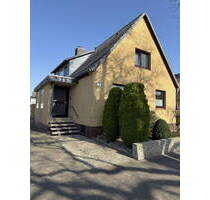 Geräumiges 2 Generationenhaus mit Gästehaus in stadtnaher Lage - Uelzen
