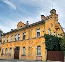 Geschichtsträchtiges Anwesen - ehemaliges Patrizierhaus (Denkmalschutz) - mit Nebengebäuden und großem Park - Hof Innenstadt