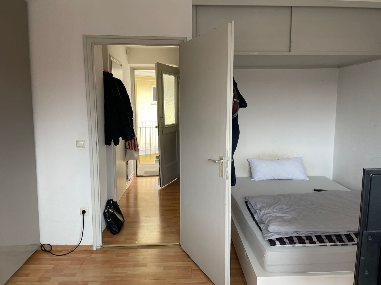 1-Zimmer-Wohnung mit kleiner Einbauküche in Nürnberg - Stadtteil Rennweg