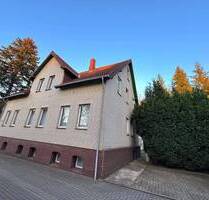 Großzügiges Zweifamilienhaus mit Garage, Werkstatt und Ausbaupotenzial - Goslar Oker