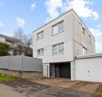 Einfamilienhaus im Bauhaus-Stil mit vielen Extras! 2 Garagen inklusive! - Pforzheim Südoststadt - Stadtviertel 064