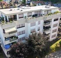 solide und gut gelegen | 2 Zimmerwohnung im Obergeschoss mit Lift | Balkon, Außenstellplatz & Keller - Wehr