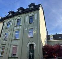 MODERN UND STILVOLL TRIFFT ALTBAUCHARME 4-ZIMMER-WOHNUNG MIT BALKON IN WUPPERTAL BARMEN