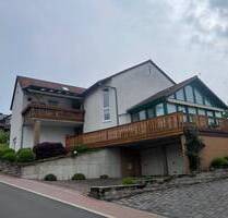 Großzügiges Einfamilienhaus mit Einliegerwohnung in SöhrewaldWattenbach
