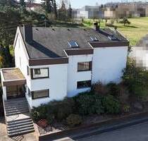 Großzügige Immobilie in ruhiger Umgebung - Mehrfamilienhaus oder großzügig Wohnen möglich - Überherrn / Unterfelsberg