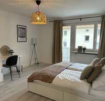 Vollmöblierte helle 3 Zimmer Balkon EBK WLAN zentral & ÖV Anbindung - Nürnberg Steinbühl