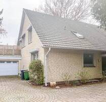 Komplette Etage in idyllischer Lage - Hamburg Rahlstedt