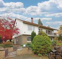 Einzigartiges Einfamilienhaus mit Einliegerwohnung und großem Gartengrundstück - Sindelfingen-Maichingen