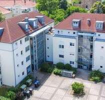 Helle Erdgeschosswohnung mit großzügiger Terrasse! - Dresden Strehlen