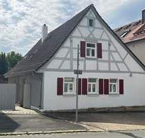 Denkmalgeschütztes Juwel - Stilvoll saniertes Bauernhaus mit historischem Charme in Eggolsheim