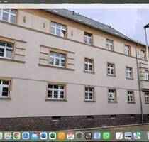 Wohnen auf großem Fuße - 750,00 EUR Kaltmiete, ca.  107,00 m² Wohnfläche in Glauchau (PLZ: 08371)