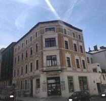 Nachmieter für eine großzügige 2-Raum-Wohnung in der südl. Innenstadt mit Küchenmöbel, Erker & Dachterrasse gesucht! - Halle (Saale)