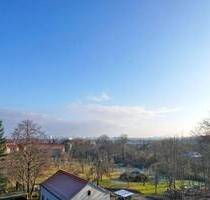 Blick über die Dächer Dresdens - 1.450,00 EUR Kaltmiete, ca.  93,10 m² Wohnfläche in Dresden (PLZ: 01159) Naußlitz