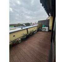 Großzügige 2-­Zimmer-Wohnung - 700,00 EUR Kaltmiete, ca.  82,00 m² Wohnfläche in Nürnberg (PLZ: 90482) Unterbürg