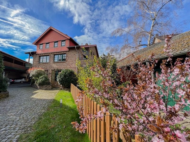 Unikat im Hofensemble! Charmante und stilvolle Gartenwohnung mit Apartment und historischer Scheune! - Grafschaft Gelsdorf