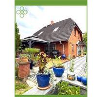 **Ein grünes Familienrefugium mit vielen Möglichkeiten durch sep. Wohnbungalow (+ 65 qm Wfl.)!*** - Berlin Französisch Buchholz