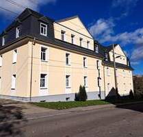 Familien aufgepasst: neu sanierte 3-Zimmer-Wohnung in ruhiger Thalheimer Lage - Thalheim/Erzgebirge