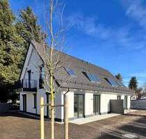 Sonnige Doppelhaushälfte mit Souterrain-Bereich, Speicher und großem Garten - München Feldmoching-Hasenbergl