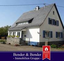 Modernisiertes Einfamilienhaus mit Garten und zusätzlichem Baugrundstück auf insgesamt ca. 1430 m²! - Rückeroth