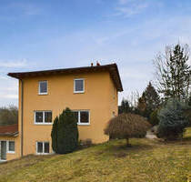 Wohnhaus im Toskana-Stil mit ELW und Doppelgarage im Stadtbusbereich - Coburg Lützelbuch