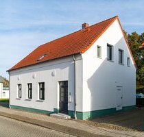 Renovierte 3-Zimmer-Wohnung in beliebter Lage von Putbus mit Stellplatz und Kellerabteil