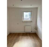 toprenovierte 3 Zi- Wohnung - 500,00 EUR Kaltmiete, ca.  66,00 m² Wohnfläche in Hagen (PLZ: 58119) Elsey-Süd