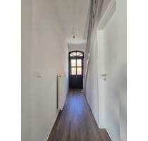 Erstbezug: Saniertes Stadthaus in Frechener Innenstadt