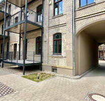 Hochwertig sanierte 3-Zimmer-Wohnung mit Balkon stilvoller Altbau, zentrale Lage - Halle Innenstadt