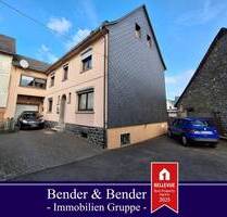 Solides Doppelhaus mit Ladenlokal in zentraler Lage in Rennerod!