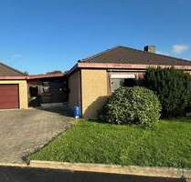 Bungalow mit Einliegerwohnung mit großem Grundstück und Doppelgarage in 34593 KnüllwaldRengshausen - Knüllwald / Rengshausen