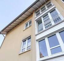 2,5 Zimmer DG Whg. mit Tageslicht-Vollbad, Balkon, Gäste-WC und Garage, sowie 2 Stellplätze. - Sprockhövel Niedersprockhövel