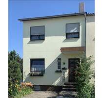 Vielseitiges Reihenendhaus mit Garten in Ludwigshafen-Oggersheim - Ludwigshafen am Rhein