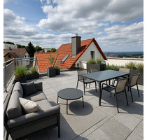 Schicke 4-Zimmer-Dachterrassen-Mais.wohnung m. EBK, Terrasse u. Balkon in Aussichtslage - Filderstadt Plattenhardt