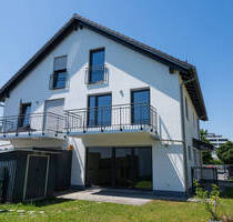 ***Heike Borchers Immobilien***Individuelles Wohnen mit Doppelhaus-Charakter*** - München / Am Hart