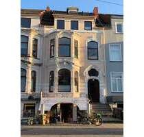 Mitten im Wachmannquartier! 3-Zimmer-Hochparterrewohnung mit Terrasse und Garten - Bremen Bürgerpark