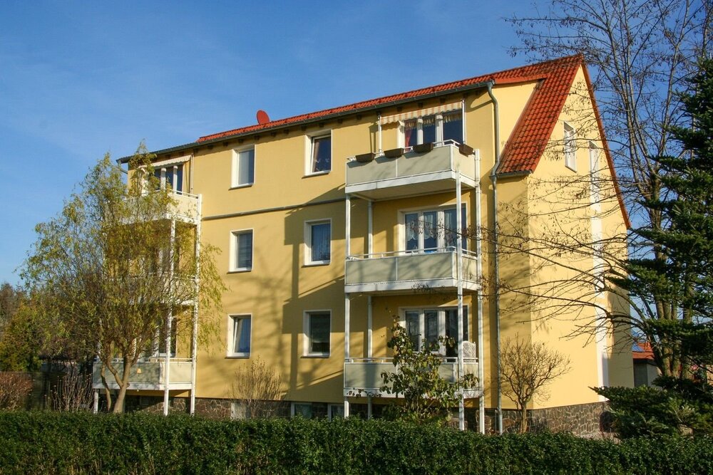 Vermietetes Dachgeschoss im Grünen nahe S-Bahnanschluss - Jesewitz Bahnhof