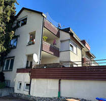 Charmante, großzügige 3 12-Zimmer-Atelierwohnung mit EBK u. Südbalkon in bevorzugter Lage - Filderstadt Bernhausen