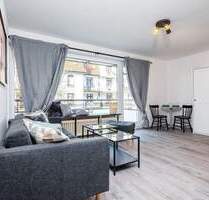 Vollständig saniertes und möbliertes 1-Zimmer City Apartment mit Balkon und Stellplatz in Winterhude - Hamburg