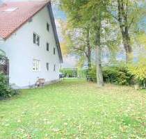 Sofort bezugsfrei: 4-Zimmer-Erdgeschosswohnung mit 300qm Traumgarten und 2 Parkplätzen! - Langerringen