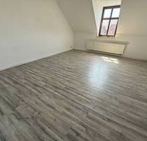 Gemütliche Whg. im DG - Bad mit Wanne u.v.m. - Chemnitz Hilbersdorf