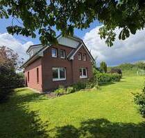 TOP Einfamilienhaus im Speckgürtel von Hamburg 4 Zi.130m ², 2 Bäder, Garage auf ca. 1.300 m² Grundstück - Delingsdorf