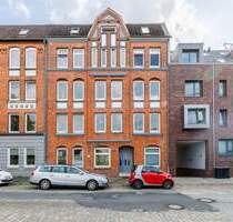 Sanierte 2-Zimmer-Altbauwohnung mit Balkon - Besichtigung 30.07. - Kiel Hassee