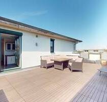 Möblierte Dachgeschosswohnung mit Penthouse-Flair - Frankfurt am Main