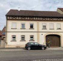 Einfamilienhaus mit Charakter, Hof und Scheune - Bundorf