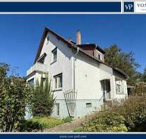Charmantes Zweifamilienhaus in zentraler Lage mit zusätzlichem Pachtland - Kelkheim